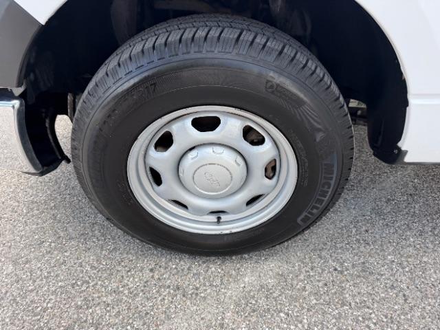 Ford F-150 XL 8-ft. Bed 2WD 2014