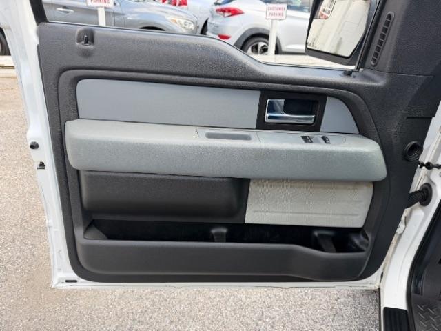 Ford F-150 XL 8-ft. Bed 2WD 2014