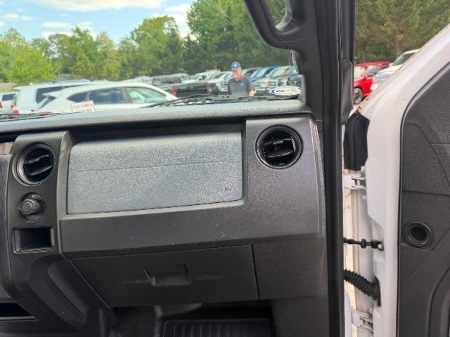 Ford F-150 XL 8-ft. Bed 2WD 2014