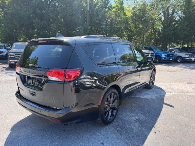Chrysler Pacifica Touring-L 2018