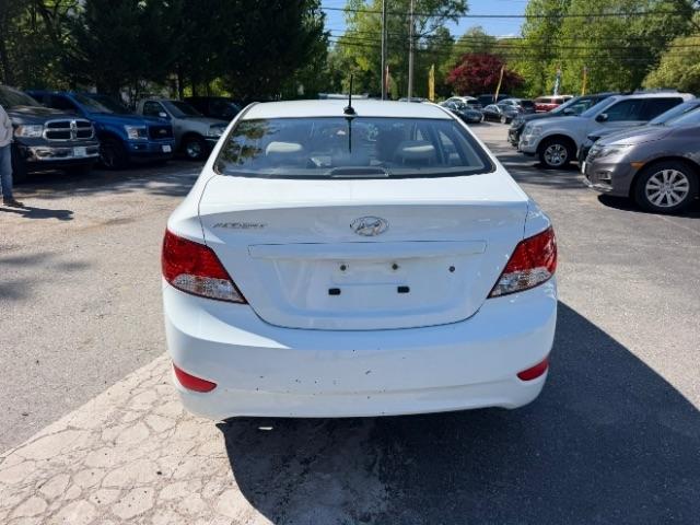 Hyundai Accent GLS 4-Door 2014