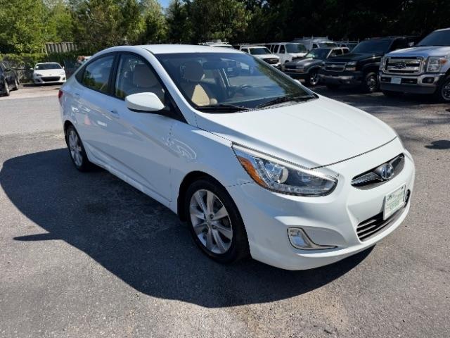 Hyundai Accent GLS 4-Door 2014