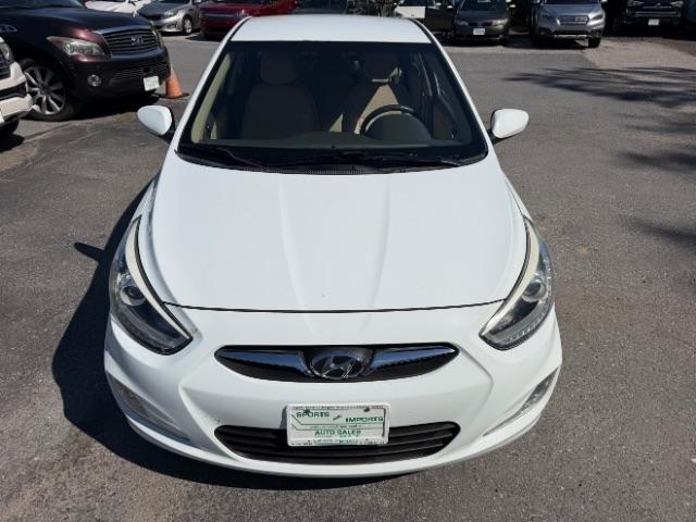 Hyundai Accent GLS 4-Door 2014