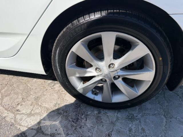 Hyundai Accent GLS 4-Door 2014