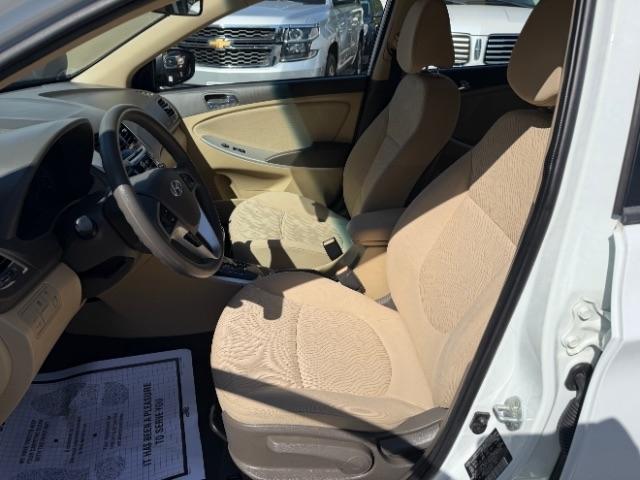 Hyundai Accent GLS 4-Door 2014
