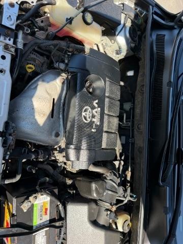 Toyota RAV4 Base I4 4WD 2010