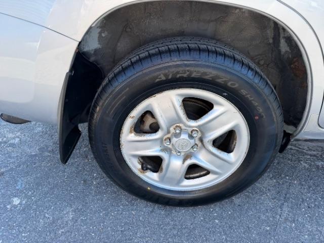 Toyota RAV4 Base I4 4WD 2010