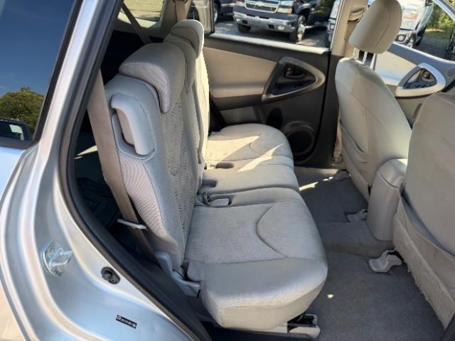 Toyota RAV4 Base I4 4WD 2010