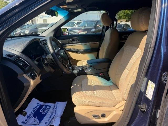 Ford Explorer Base FWD 2017