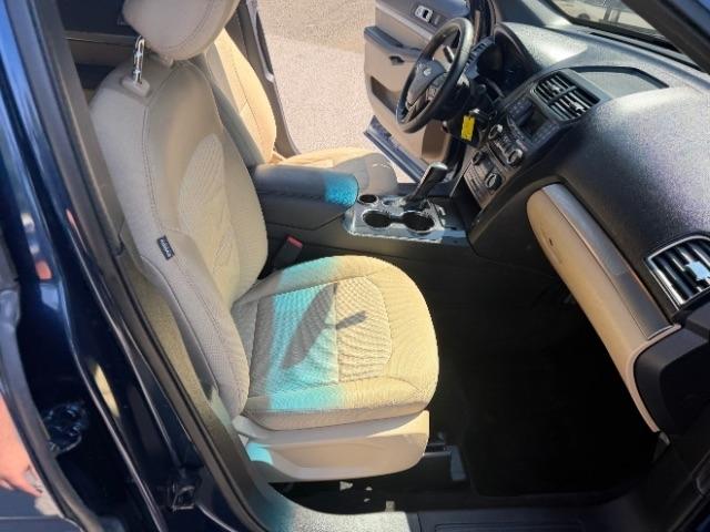 Ford Explorer Base FWD 2017