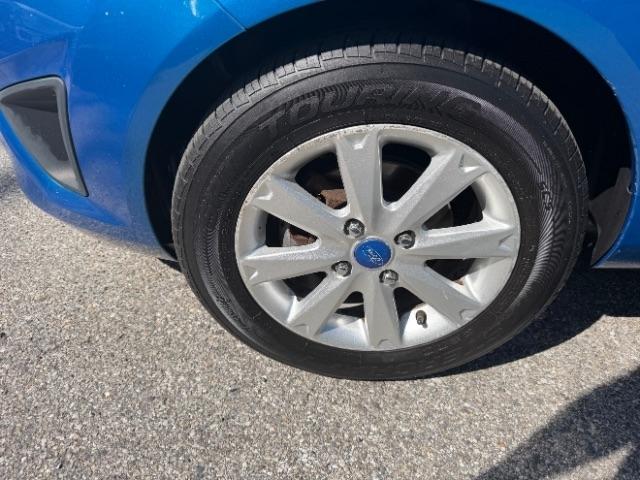 Ford Fiesta SE Hatchback 2013