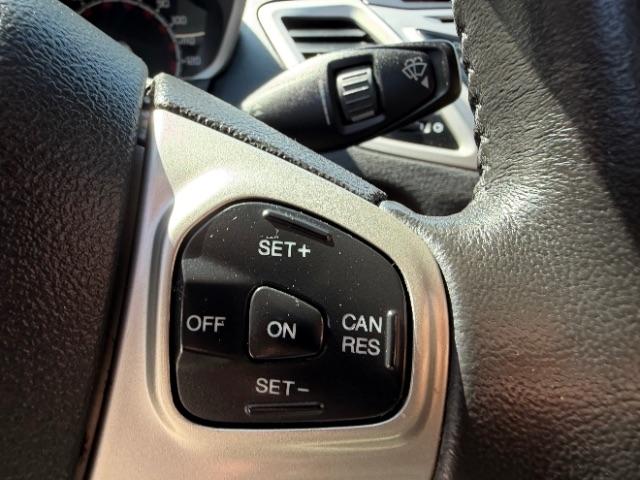 Ford Fiesta SE Hatchback 2013