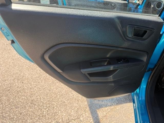 Ford Fiesta SE Hatchback 2013