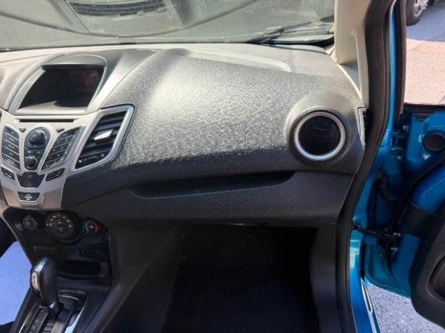 Ford Fiesta SE Hatchback 2013