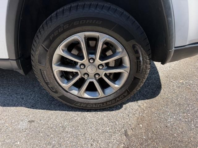 Jeep Grand Cherokee Limited 4WD 2015