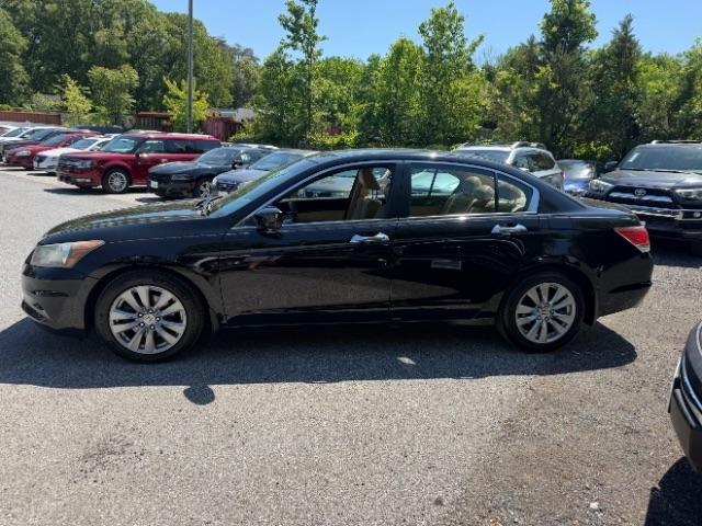 Honda Accord EX-L V-6 Sedan AT 2011