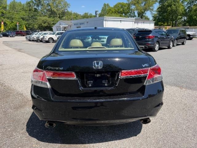 Honda Accord EX-L V-6 Sedan AT 2011