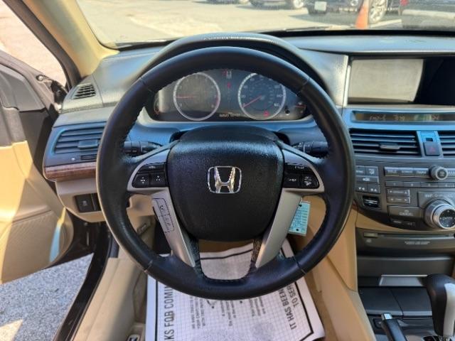Honda Accord EX-L V-6 Sedan AT 2011
