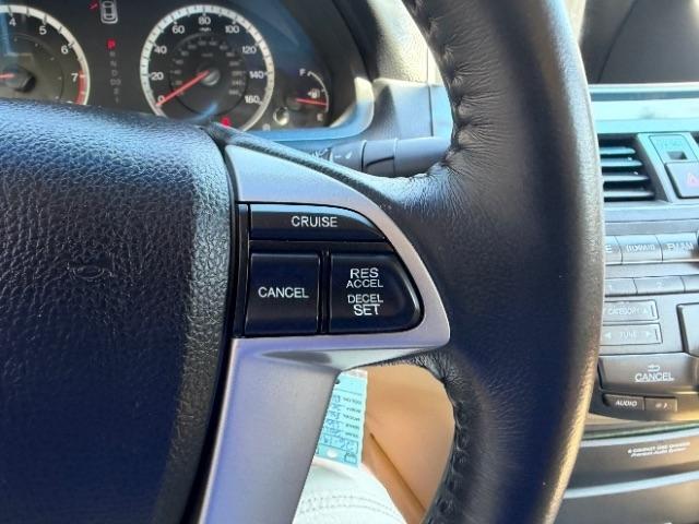 Honda Accord EX-L V-6 Sedan AT 2011