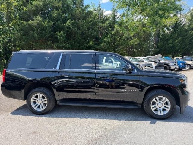 Chevrolet Suburban LT 4WD 2019