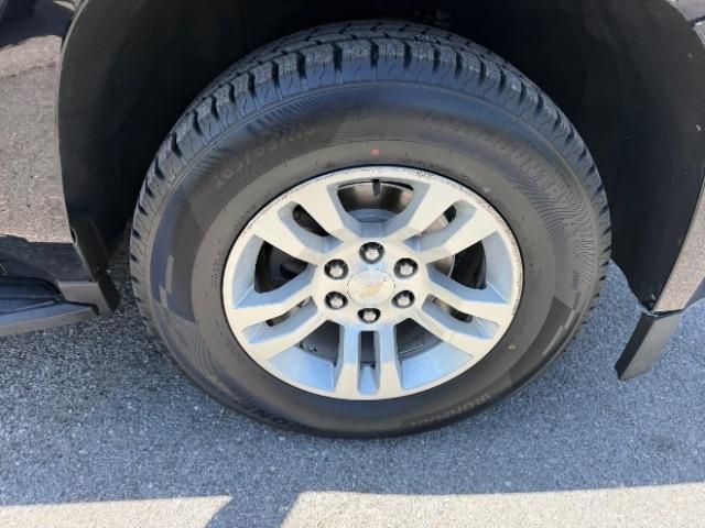 Chevrolet Suburban LT 4WD 2019