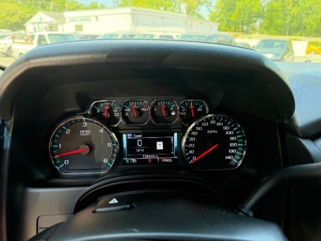 Chevrolet Suburban LT 4WD 2019