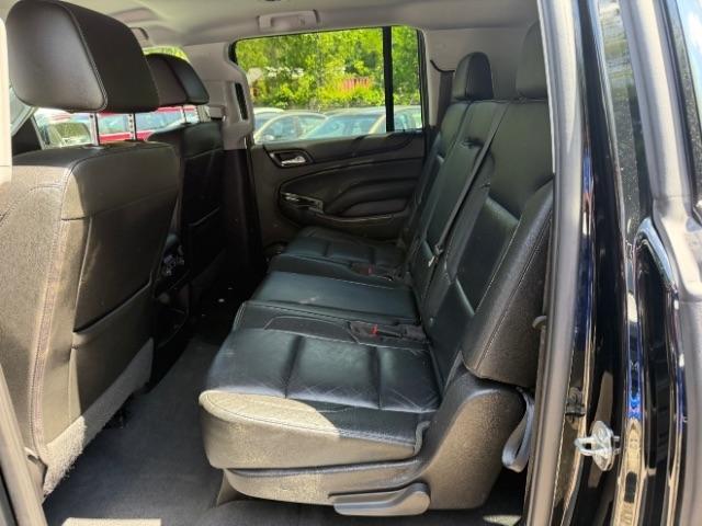 Chevrolet Suburban LT 4WD 2019