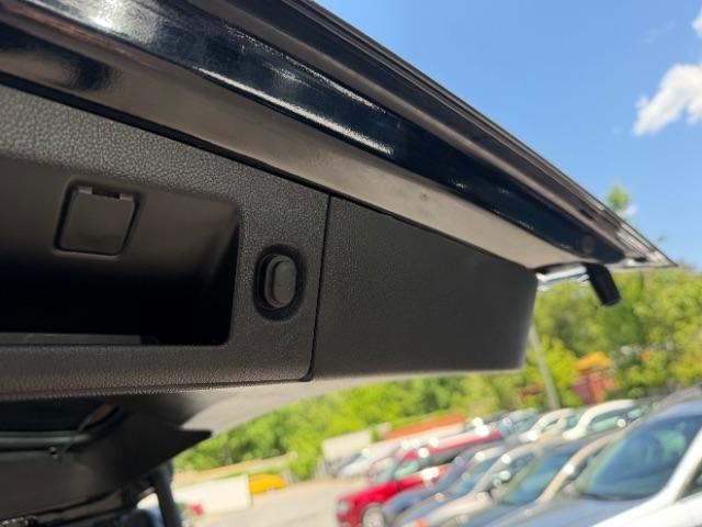 Chevrolet Suburban LT 4WD 2019