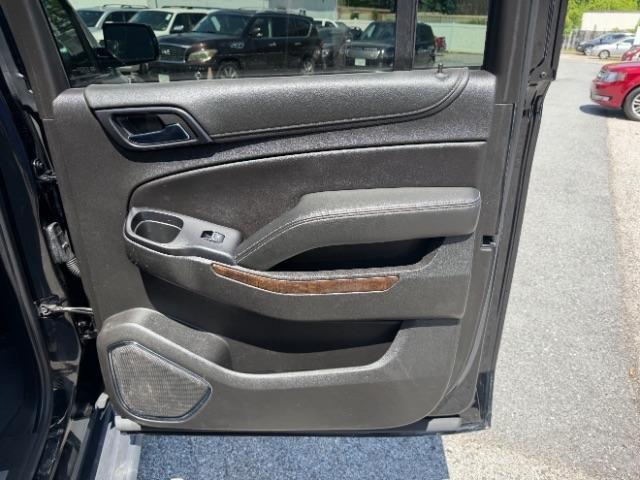 Chevrolet Suburban LT 4WD 2019