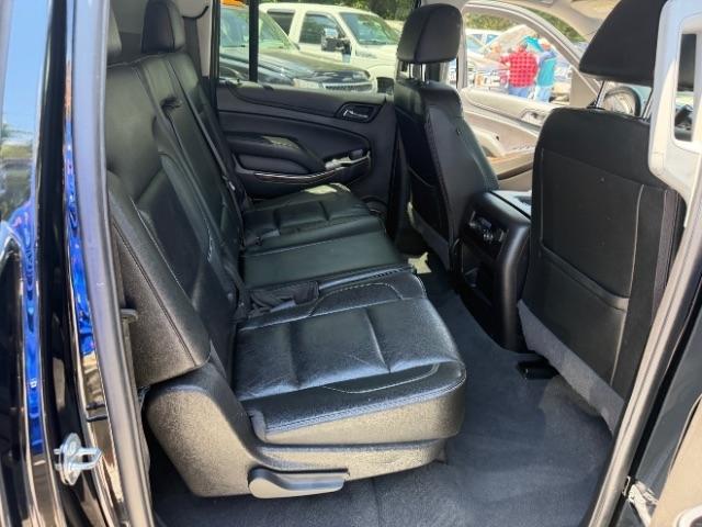 Chevrolet Suburban LT 4WD 2019