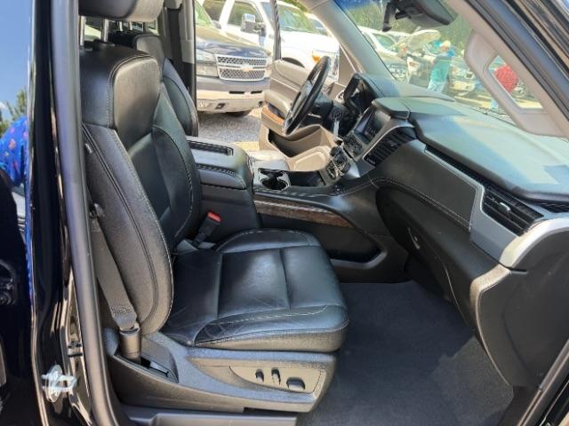 Chevrolet Suburban LT 4WD 2019