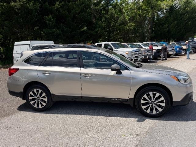 Subaru Outback 2.5i Limited 2015