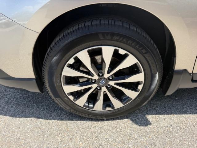 Subaru Outback 2.5i Limited 2015