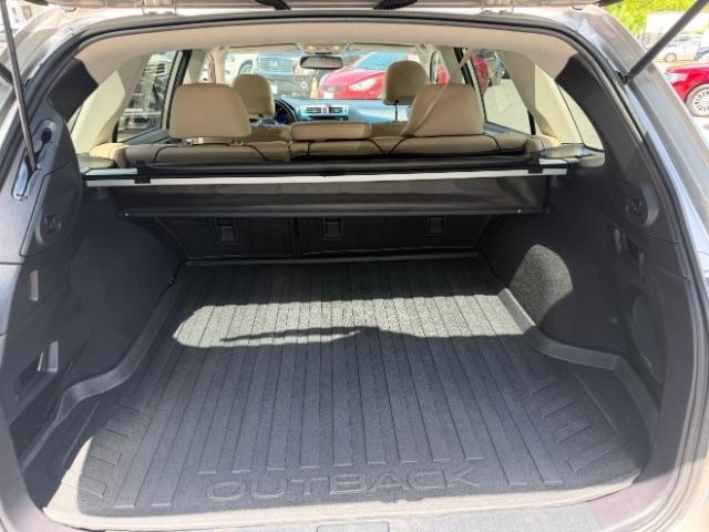 Subaru Outback 2.5i Limited 2015
