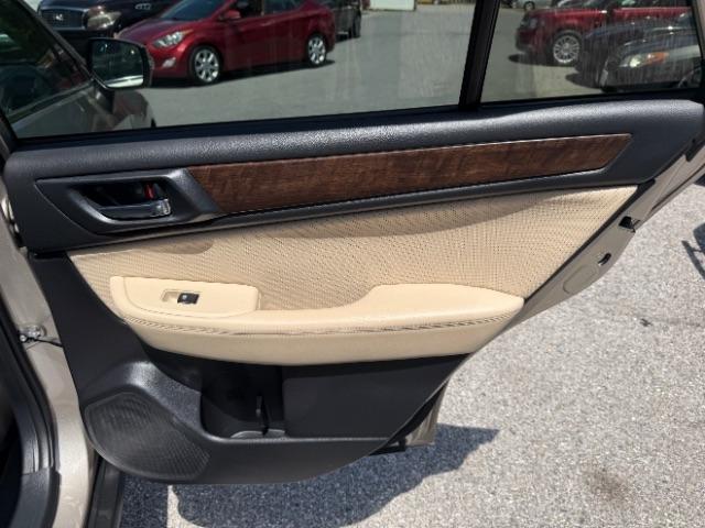 Subaru Outback 2.5i Limited 2015