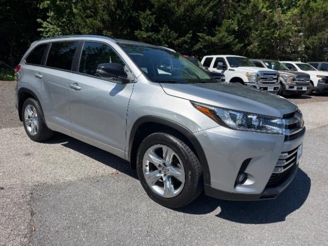 Toyota Highlander Limited Platinum AWD V6 2017