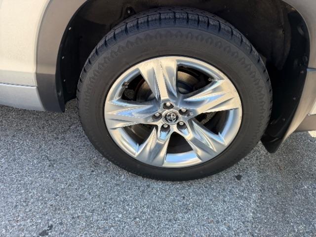 Toyota Highlander Limited Platinum AWD V6 2017