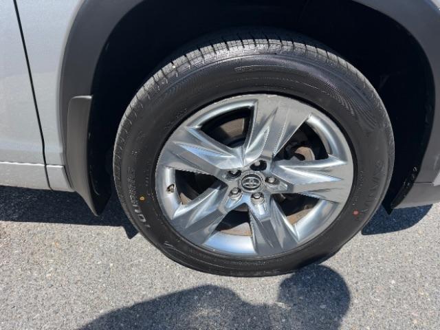 Toyota Highlander Limited Platinum AWD V6 2017