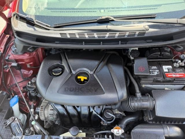 Hyundai Elantra Limited 2013