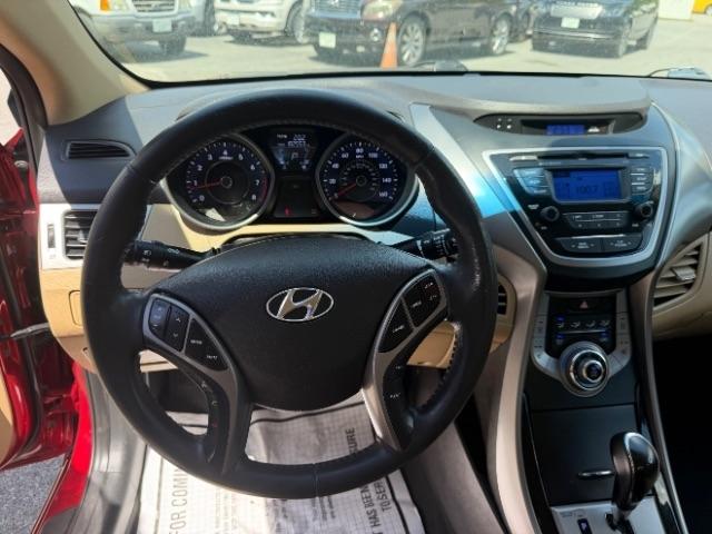 Hyundai Elantra Limited 2013