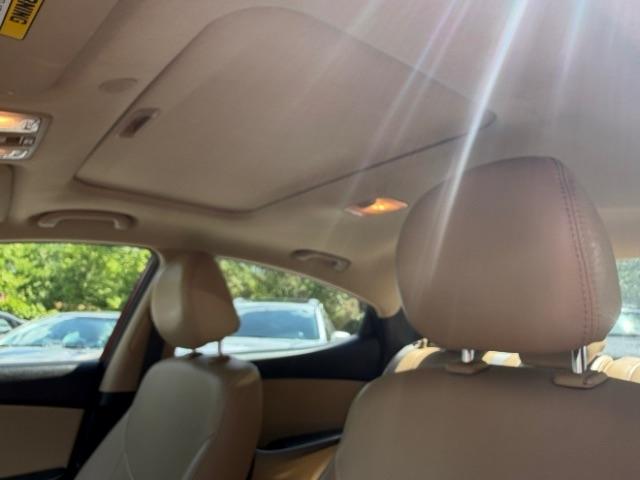 Hyundai Elantra Limited 2013