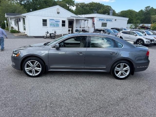 Volkswagen Passat 2.0L TDI SEL2 2012