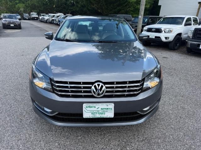 Volkswagen Passat 2.0L TDI SEL2 2012