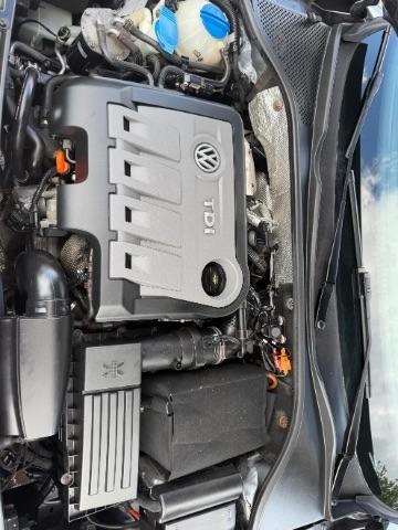 Volkswagen Passat 2.0L TDI SEL2 2012