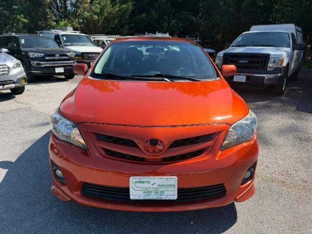 Toyota Corolla L 5-Speed MT 2013
