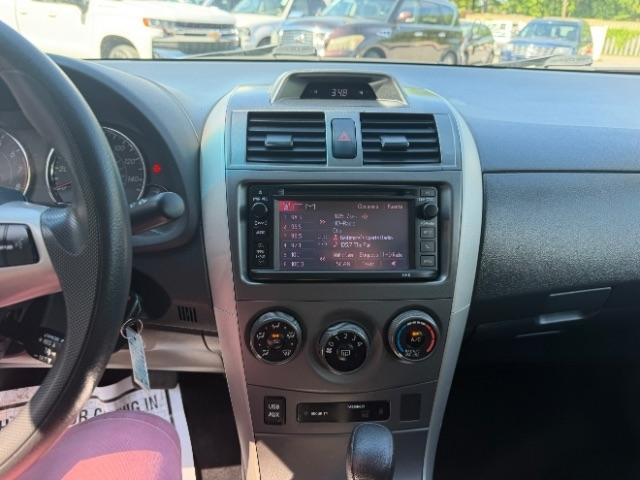 Toyota Corolla L 5-Speed MT 2013