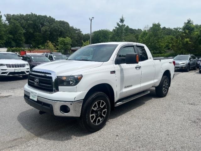Toyota Tundra Tundra-Grade 5.7L Double Cab 2WD 2011