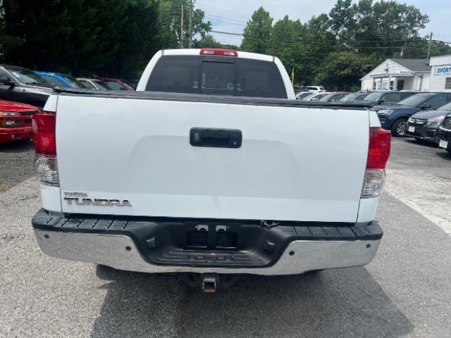 Toyota Tundra Tundra-Grade 5.7L Double Cab 2WD 2011