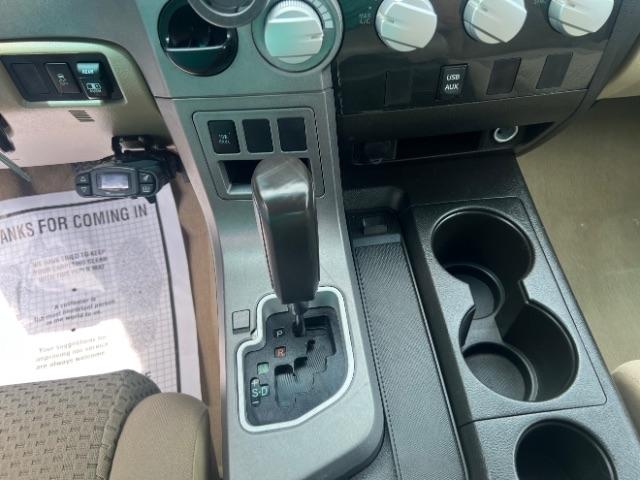Toyota Tundra Tundra-Grade 5.7L Double Cab 2WD 2011