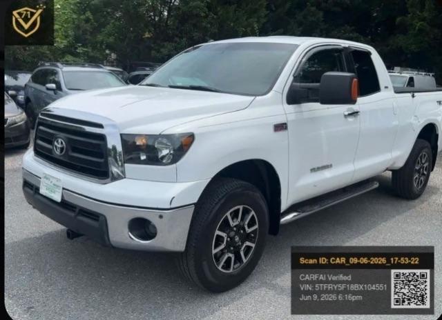 Toyota Tundra Tundra-Grade 5.7L Double Cab 2WD 2011